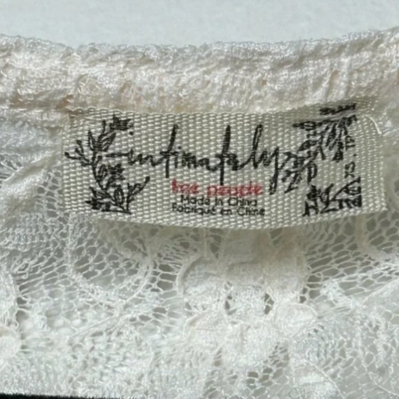 Free People NWOT Keep It Simple Lace Baby Tee in Cream- Size XS - Picture 5 of 5
